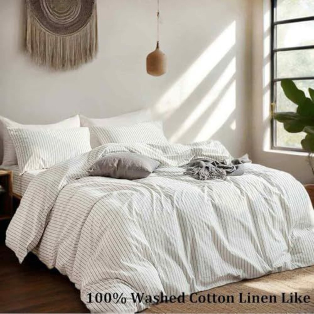 NEW Gray & White Striped Queen Duvet & Shams Set - Picture 2 of 6